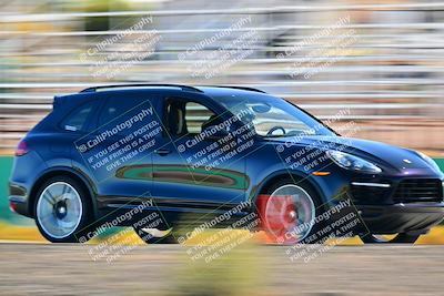 media/Oct-18-2025-Extreme Speed (Sat) [[d6d7e1fef1]]/Group 5/Session 3 (Turn 1)/